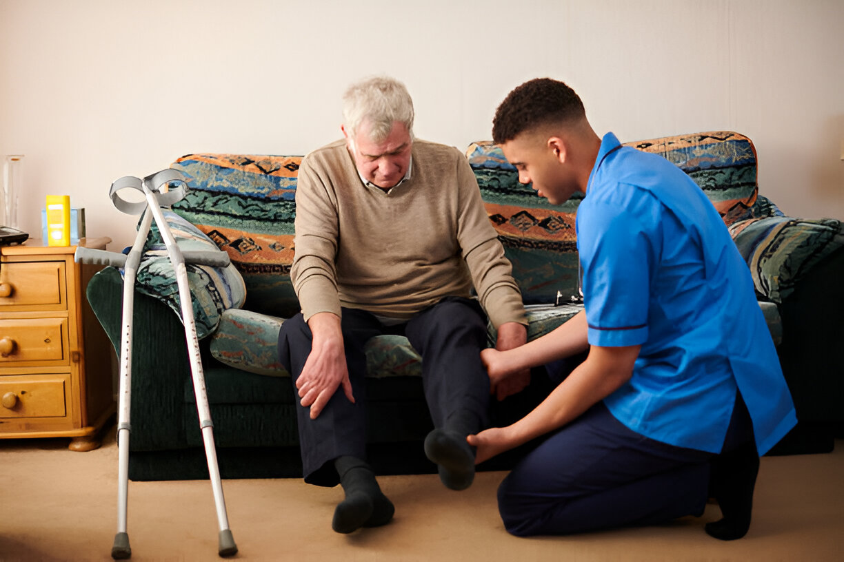 top 5 mistakes after partial knee replacement - Dr. Hesham Al Khateeb