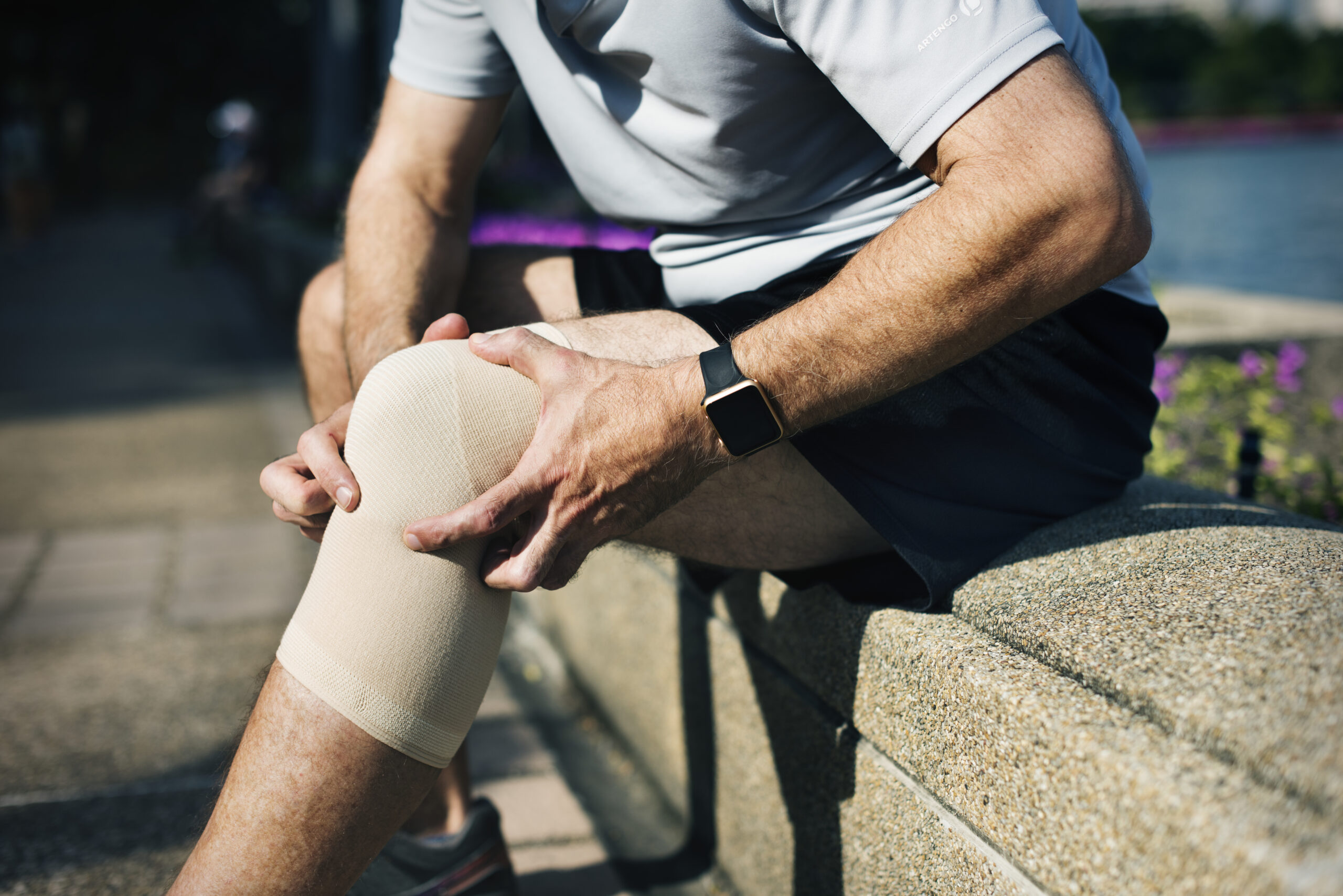 treatment for stress fracture in knee